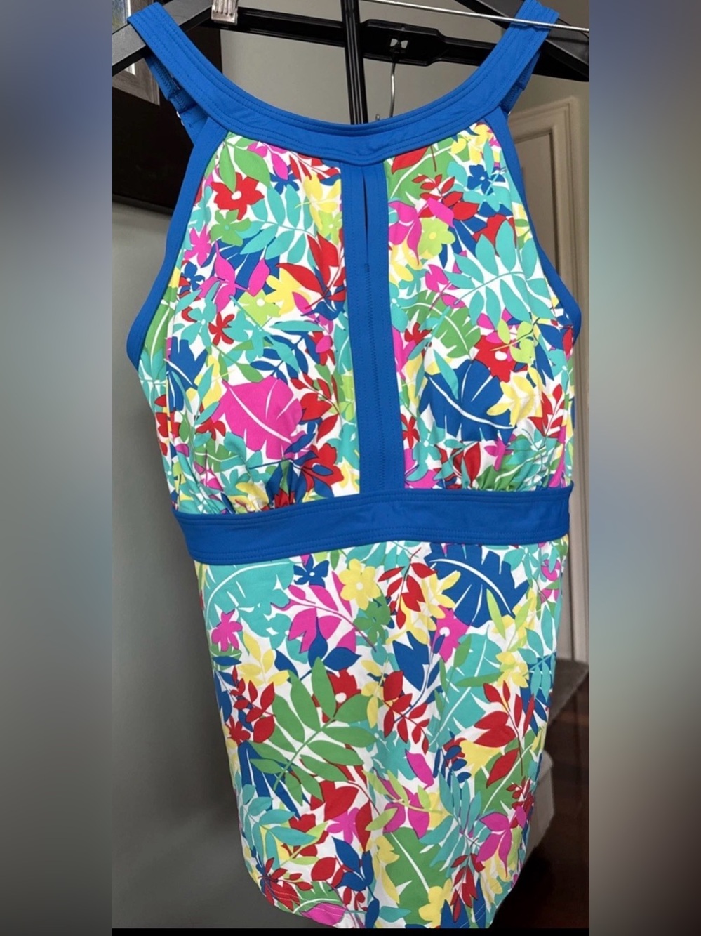 Lands’ End Tropical Floral Halter swimsuit  Tankini 18W NWOT